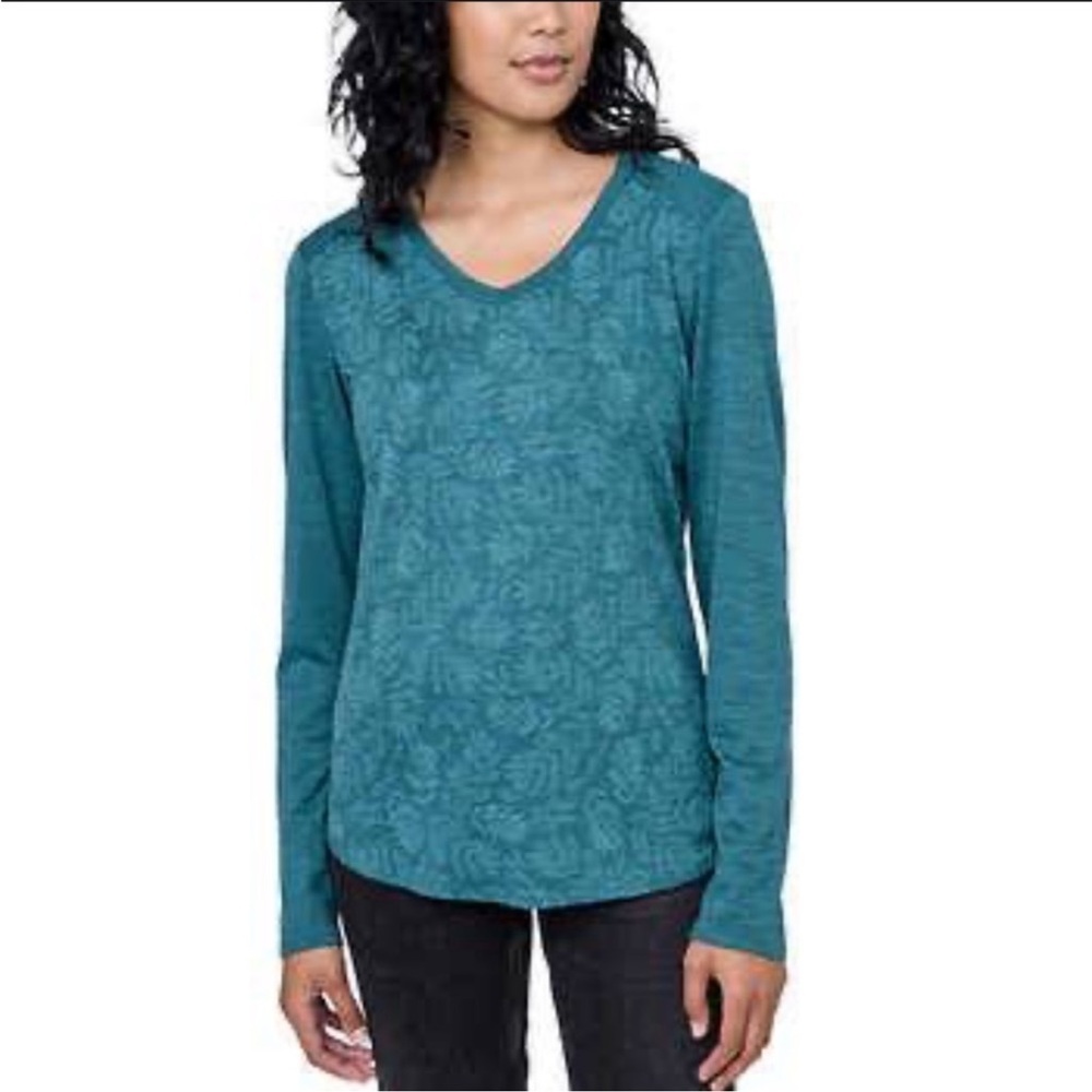 Segments Womens 100% Merino Wool Long Sleeve Patterned Front Base Layer Tee